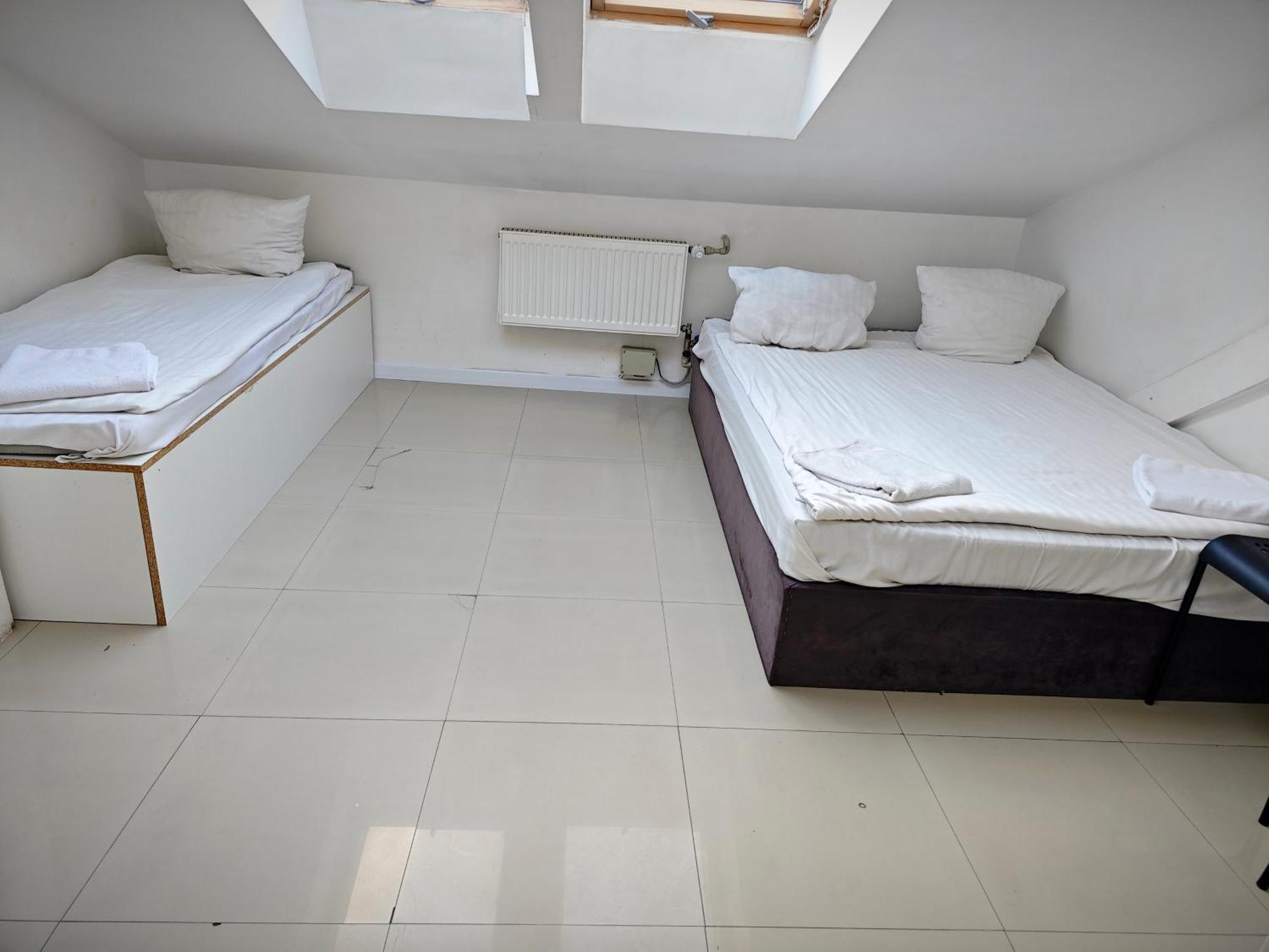 Apartamenty Hoza Attic Studio 바르샤바 객실 사진