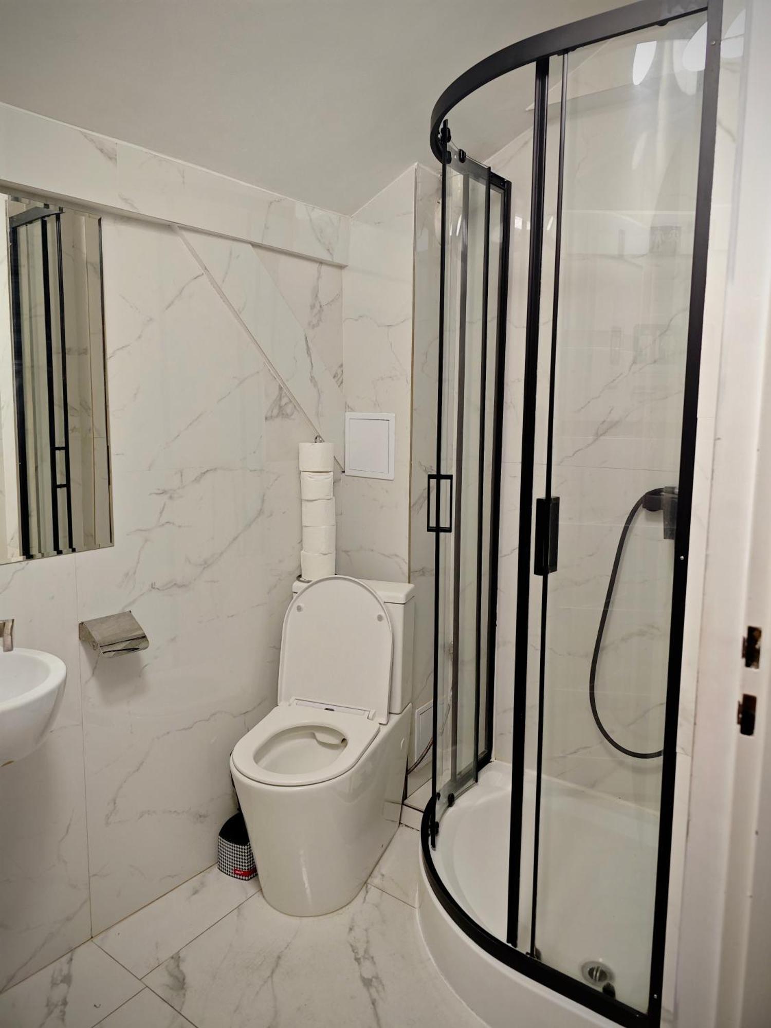 Apartamenty Hoza Attic Studio 바르샤바 외부 사진